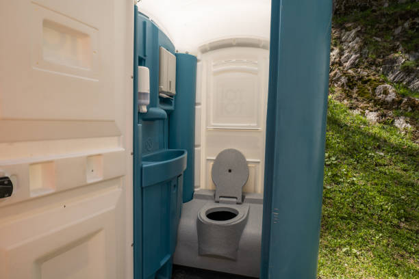 Best Porta potty delivery and setup  in Wtmore Village, HI